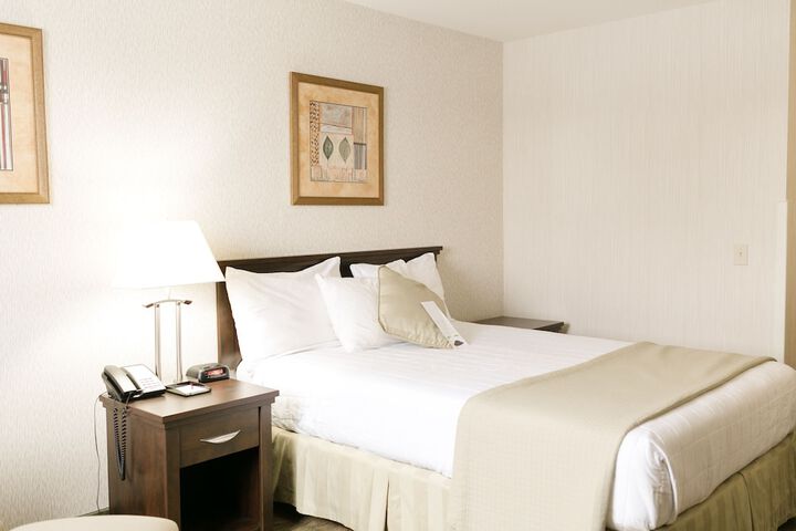 Room 4 of 41
