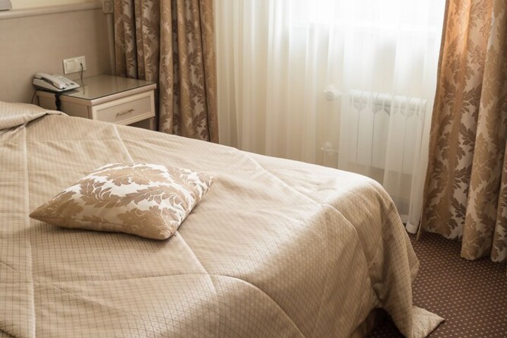 Room 3 of 42