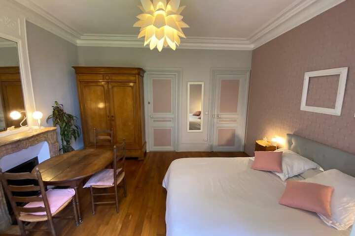 Room 12 of 53