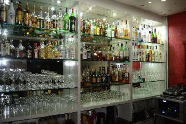 Lounge 5 of 10