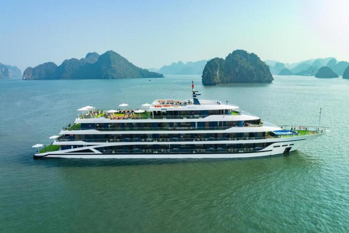 Doria Cruise