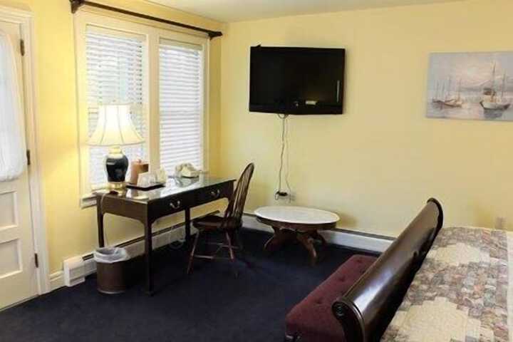 Room 20 of 43