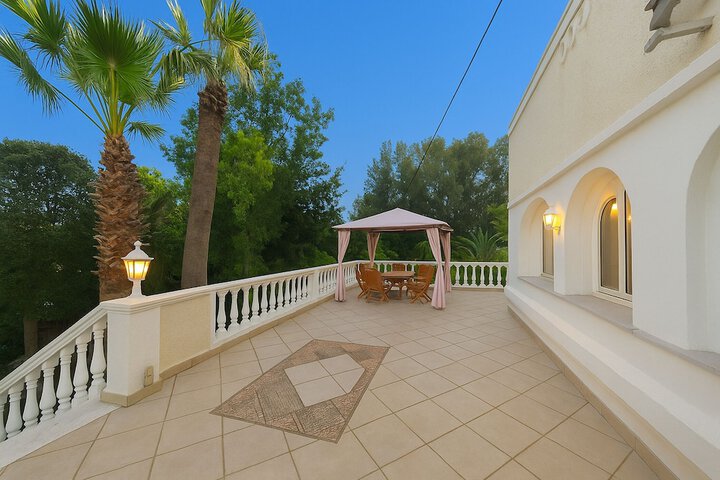 Terrace/Patio 27 of 82