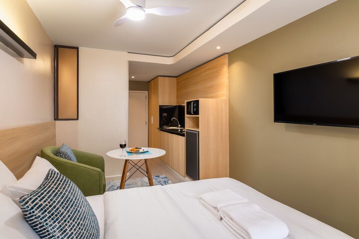Room 3 of 30