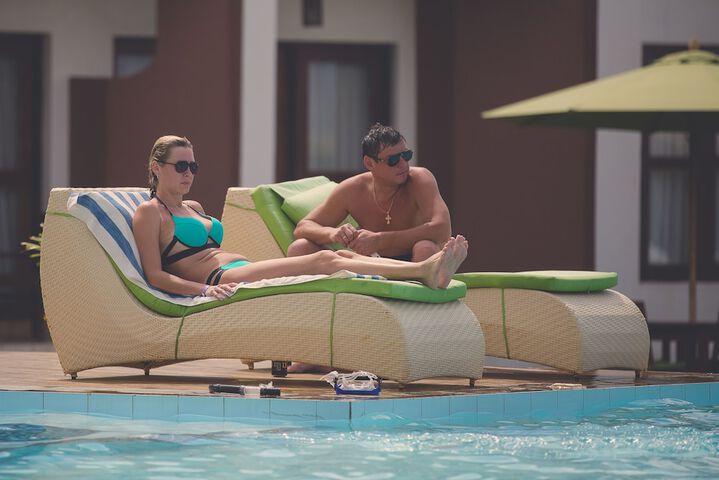 Hotel with Pool