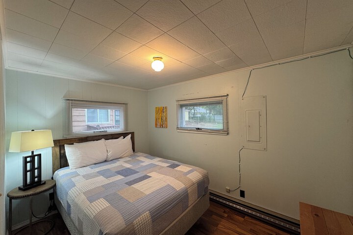 Room 100 of 115