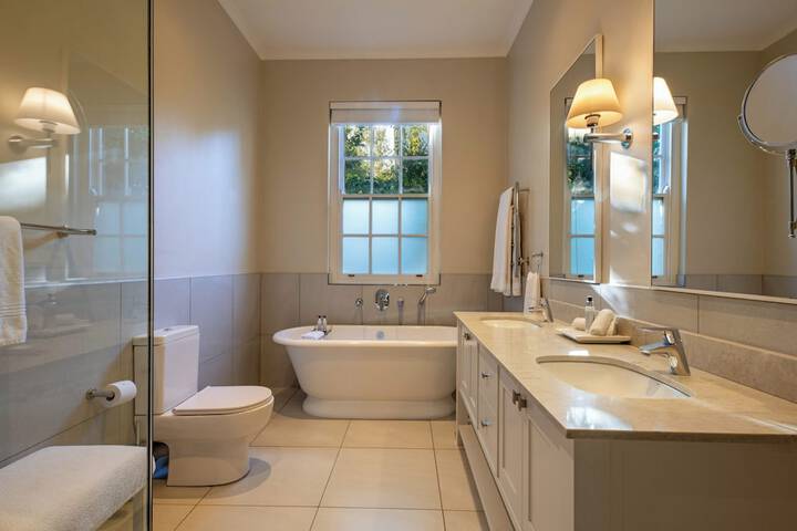 Clean Restrooms