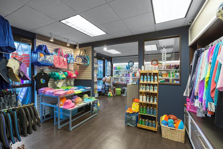 Gift Shop 182 of 211