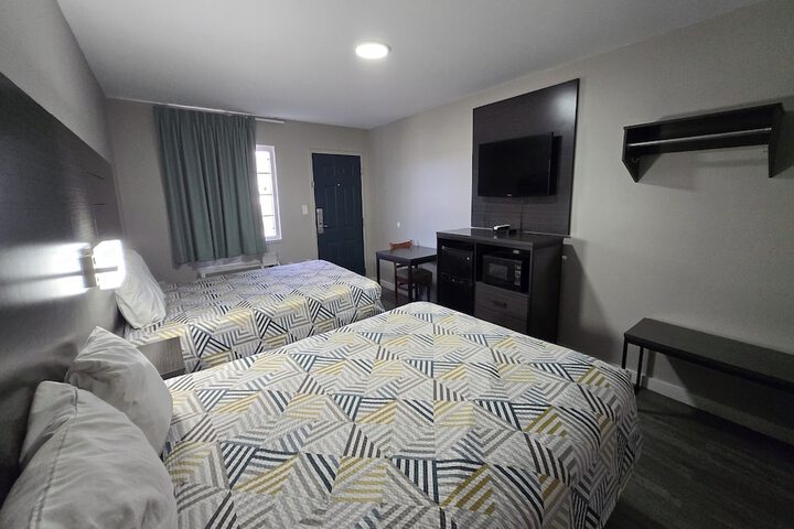 Room 14 of 38