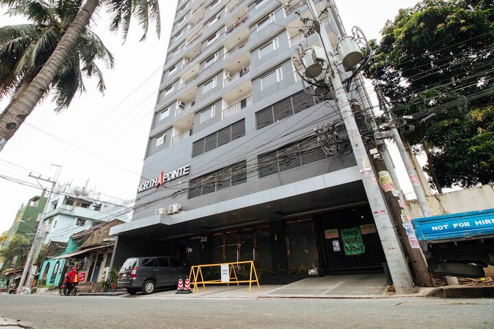 Hotel 80 of 81