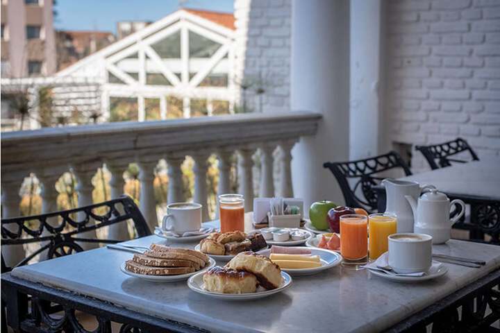 Breakfast/Coffee Service 43 of 54
