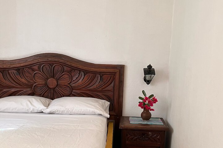 Room 8 of 19