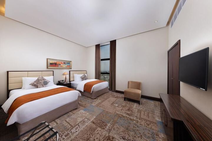 Room 17 of 60