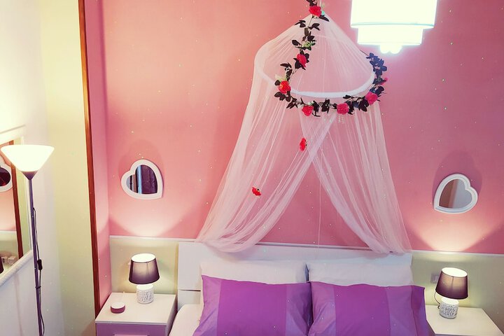 Room 19 of 30