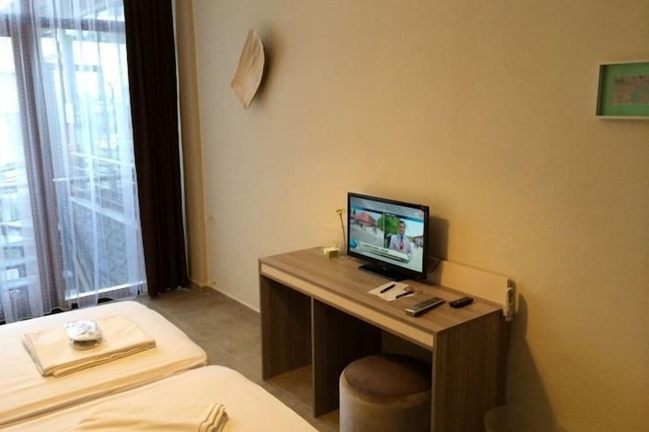 Room 18 of 39