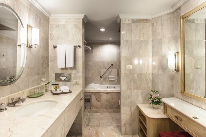 Bathroom Interior Photo