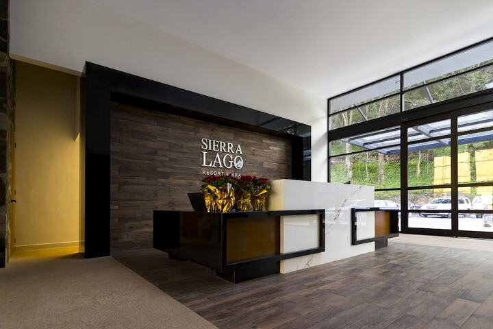 Guest Lobby