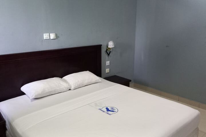 Room 2 of 21