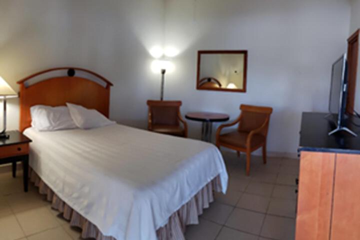 Room 3 of 16