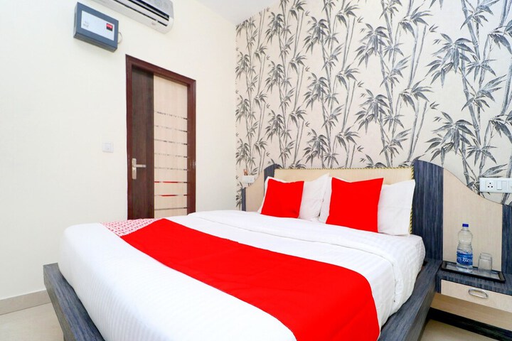 Room 20 of 25