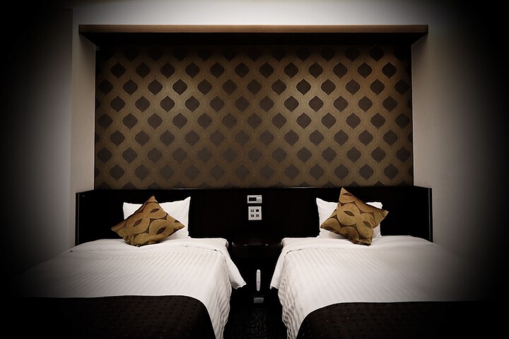 Room 44 of 97
