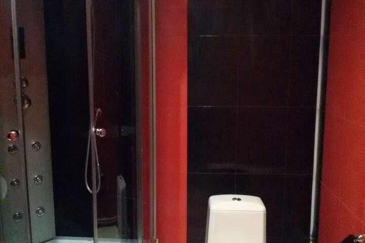 Room 25 of 29