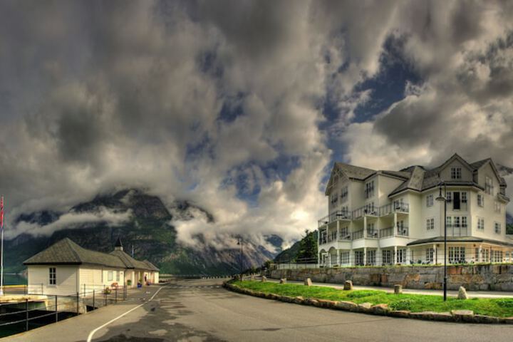 Hotel 59 of 64