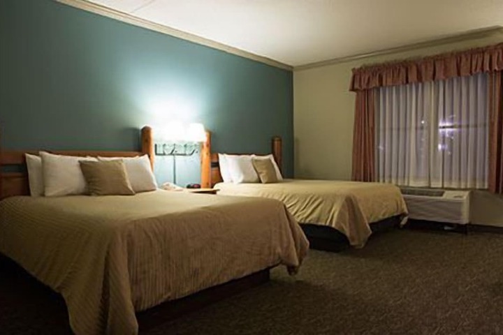 Room 4 of 30