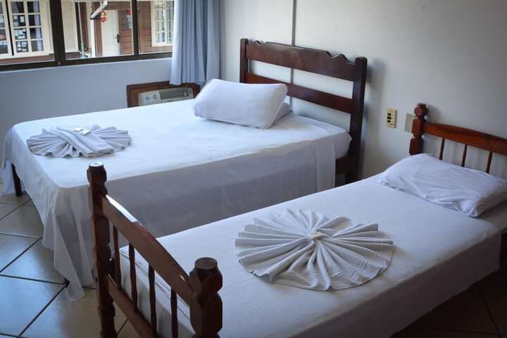 Room 8 of 41