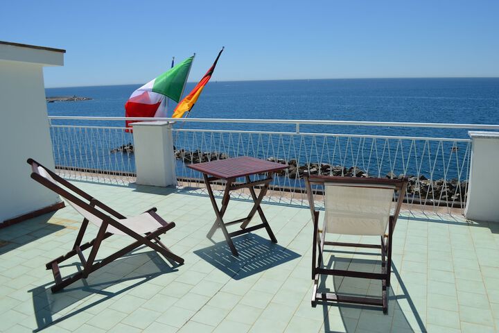 Terrace/Patio 12 of 48