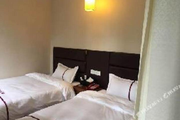 Yuyao yihe Hotel