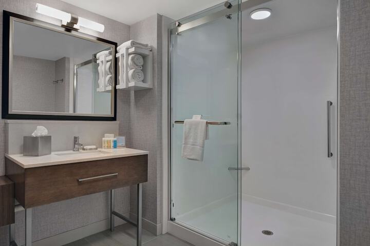 Bathroom shower