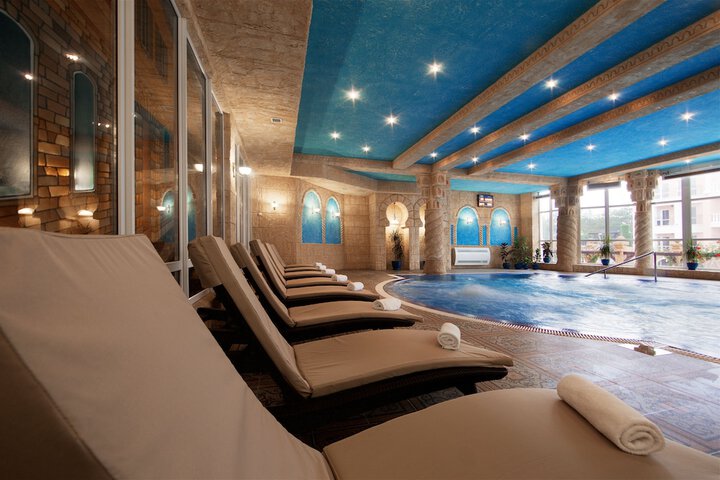 Pool 36 of 122