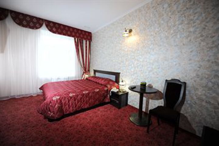 Room 14 of 30