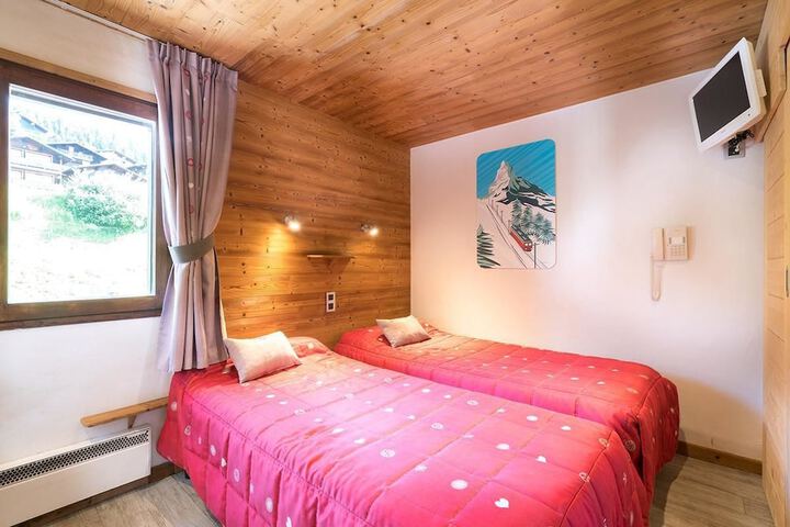 Room 4 of 46