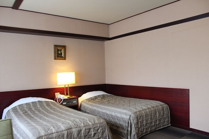 Room 21 of 111