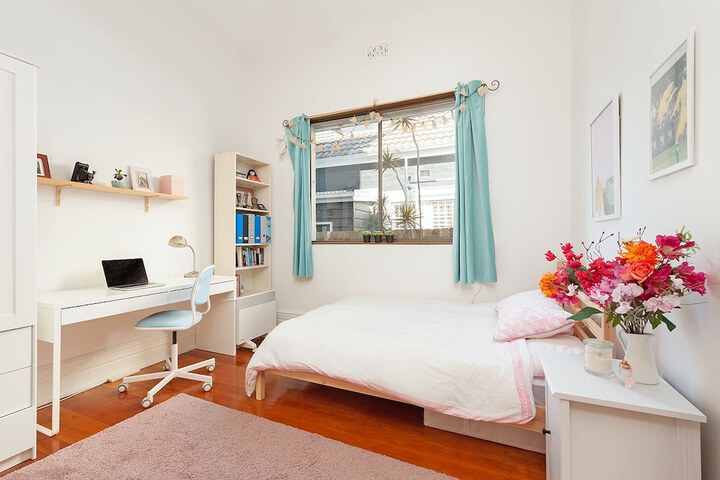 Room 7 of 15