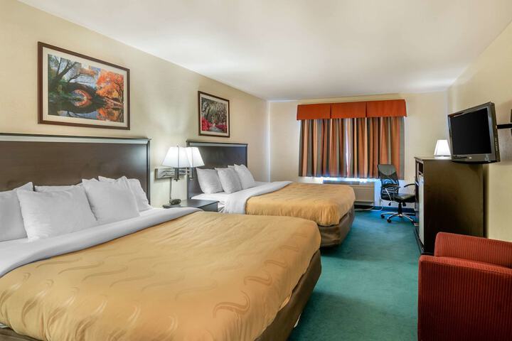 Room 48 of 107