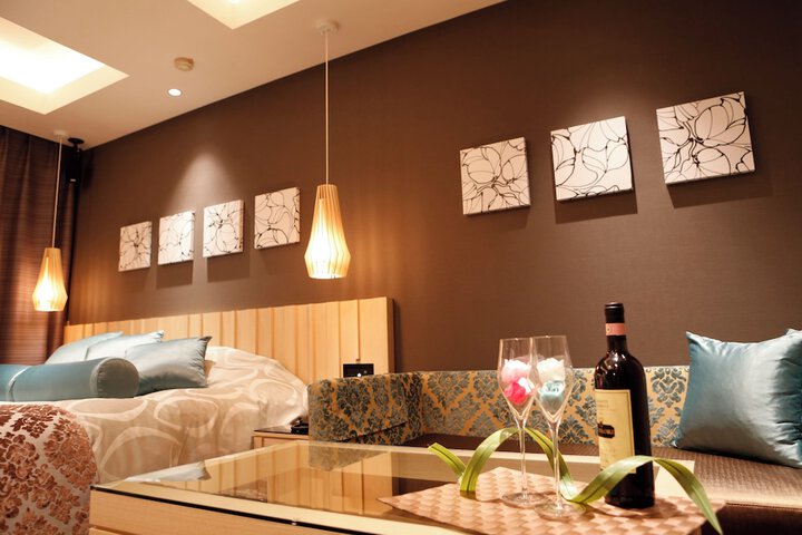 Room 14 of 32