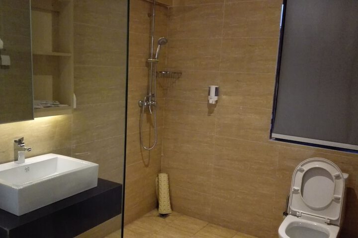 Room 19 of 26