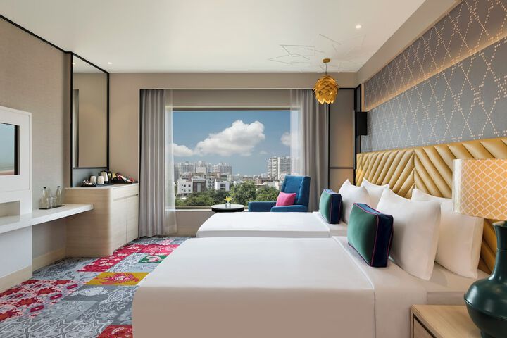 Room 6 of 55