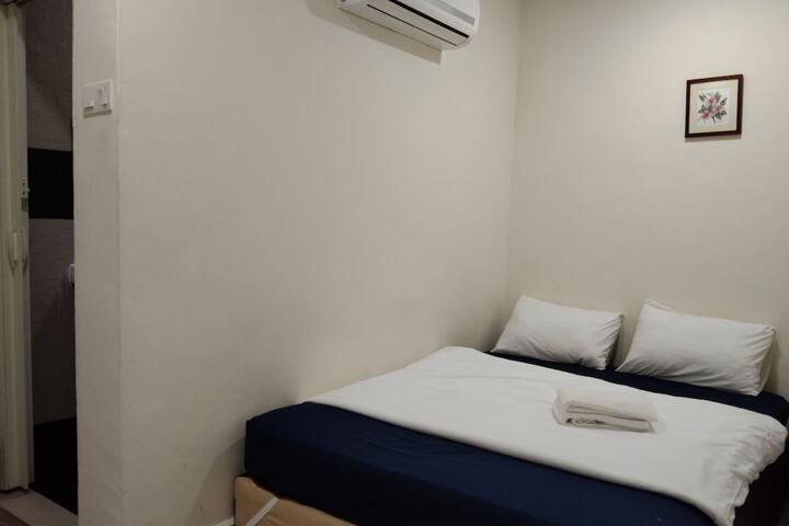 Room 12 of 45