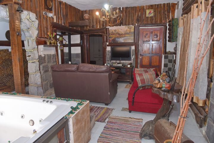 Room 10 of 30