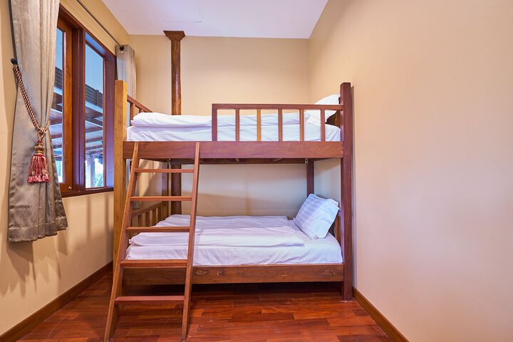 Room 98 of 134