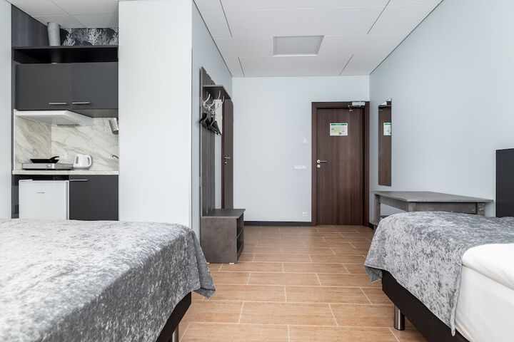Room 10 of 21