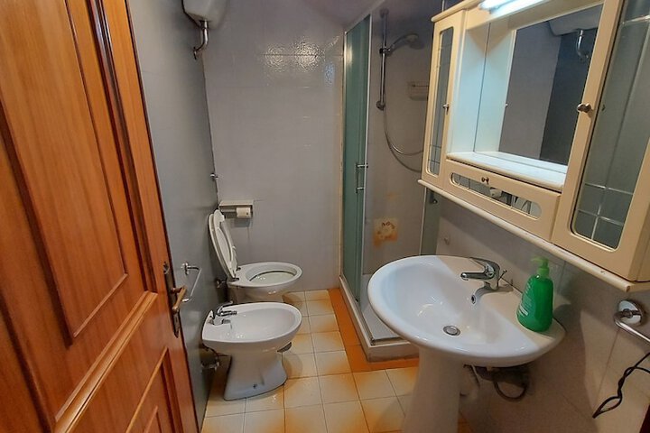 Room 34 of 56