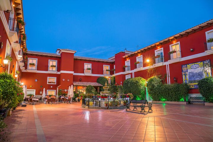 Hotel Exterior 59 of 64