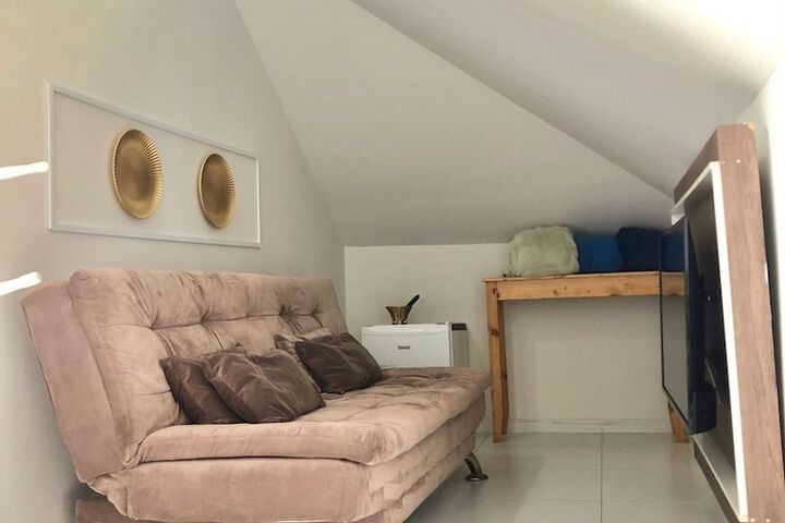Room 68 of 159