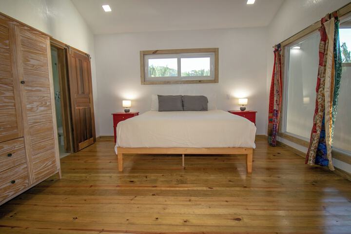 Room 20 of 124