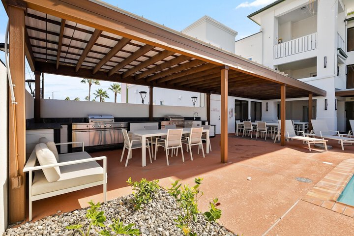 Terrace/Patio 99 of 104
